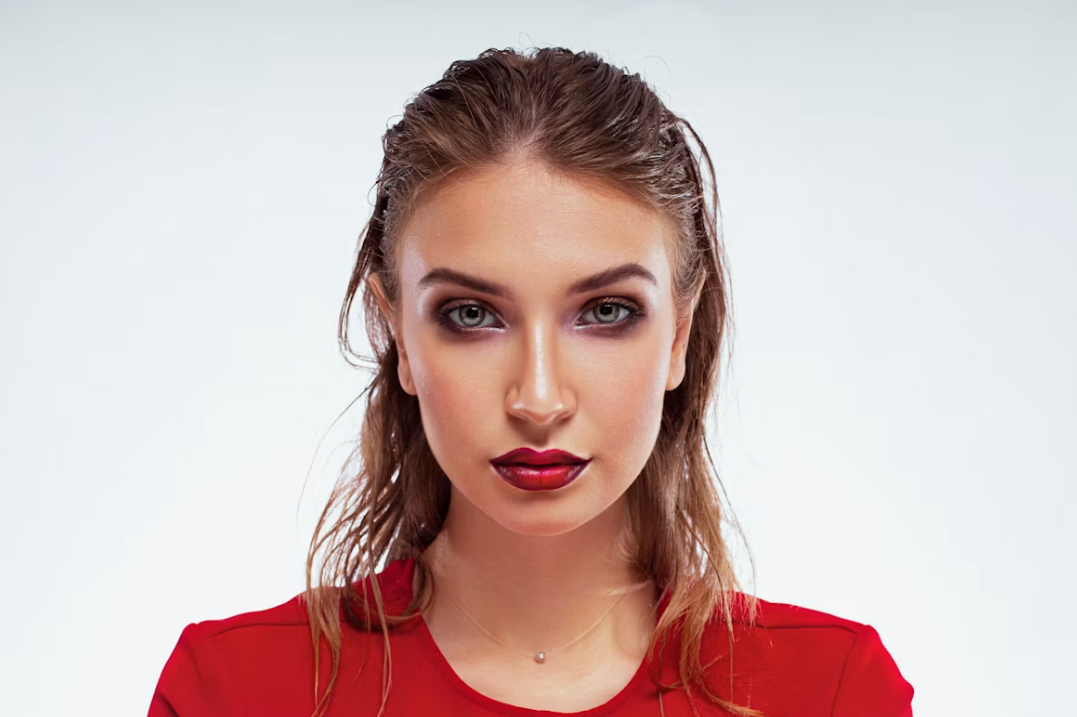 Why Cream Blush Gives the Most Natural Flush of Color