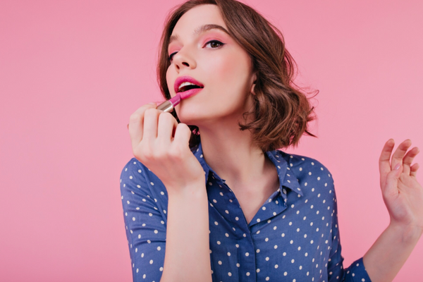 How to Make Lipstick Last Longer Through Meals and Coffee