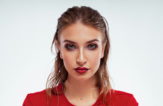 Medium Coverage Foundation: How to Customize Coverage Without Overloading Your Skin