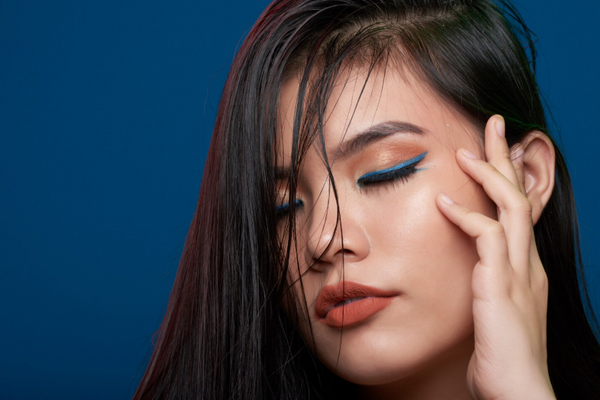 How to Master Winged Eyeliner Without the Frustration