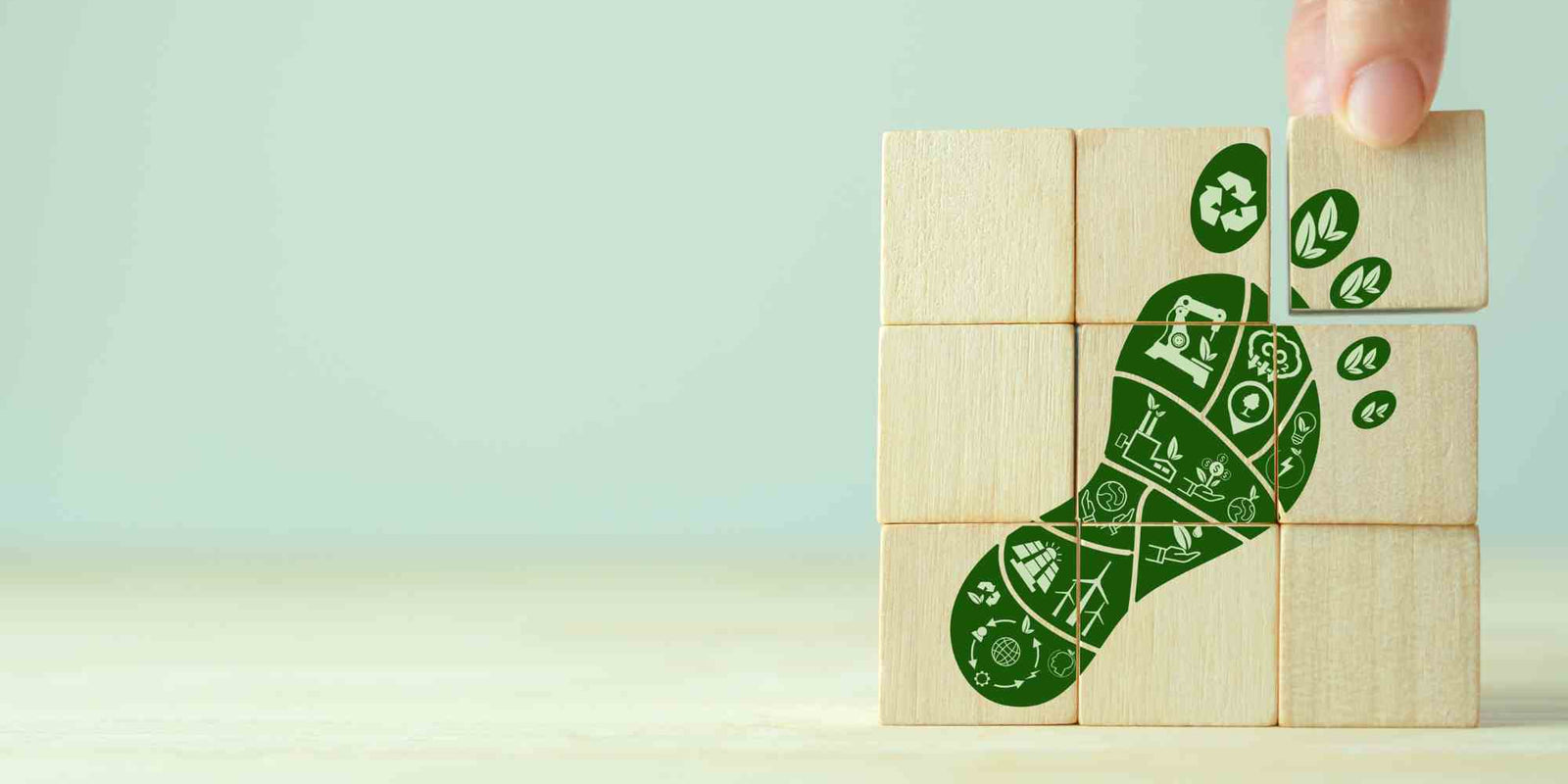 5 Ways to Reduce Your Beauty Carbon Footprint