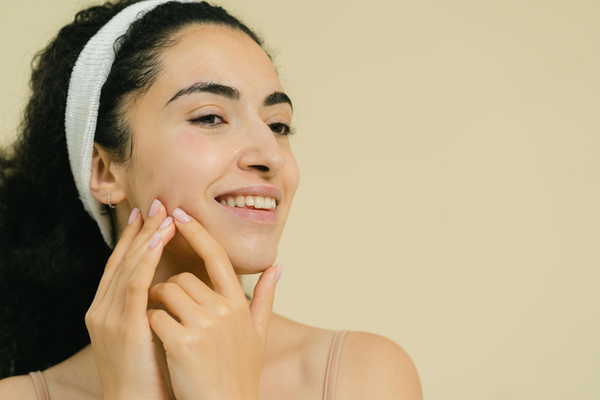 How to Pick the Right Foundation Shade Online: A Step-by-Step Guide