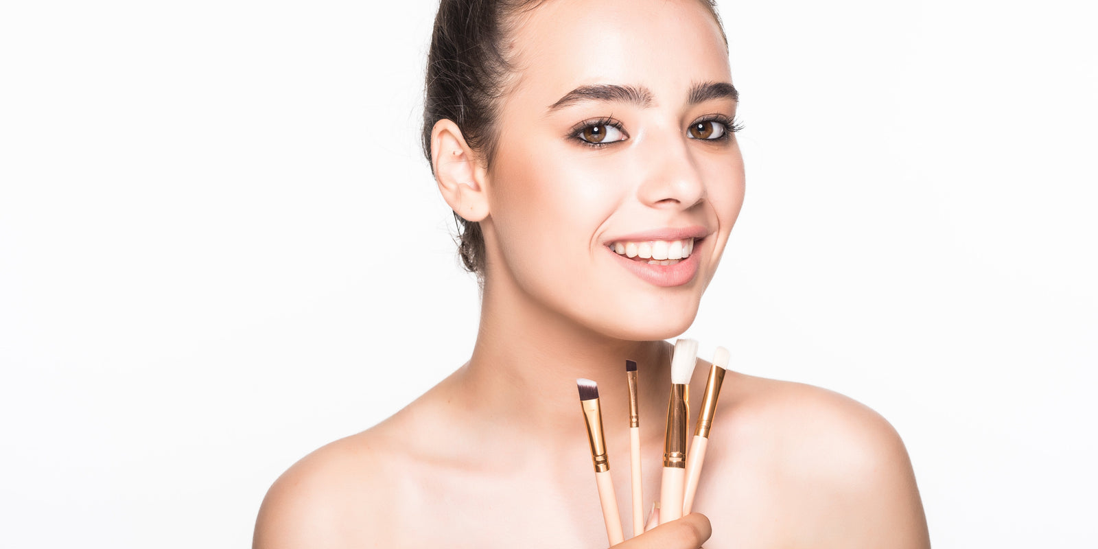 The No-Makeup Makeup Look: Effortless Radiance in Minutes
