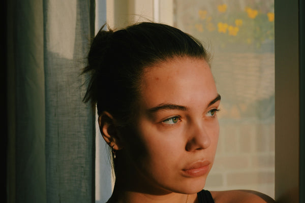 Our Go-To Routine for Feeling Confident on No-Makeup Days