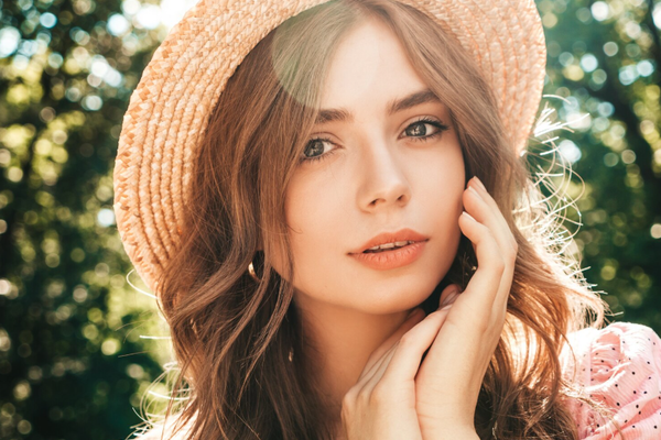 How to Apply Foundation With a Sponge for an Airbrushed Look