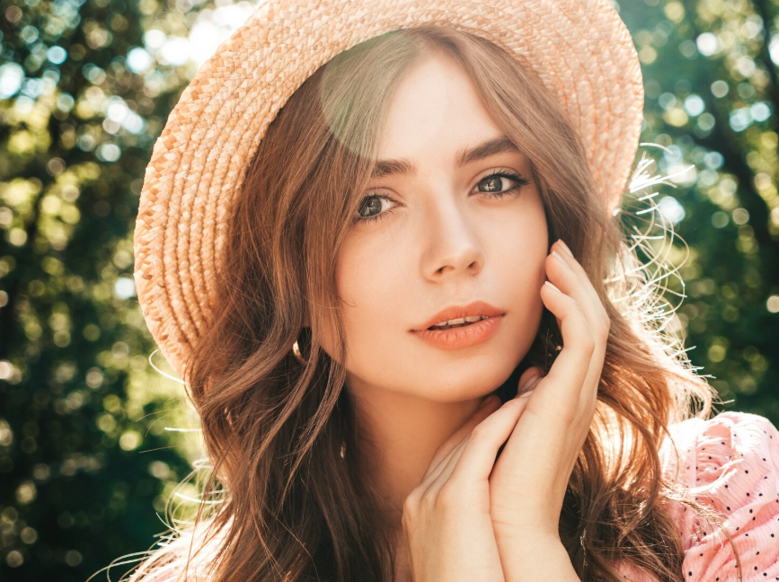 How to Apply Foundation With a Sponge for an Airbrushed Look